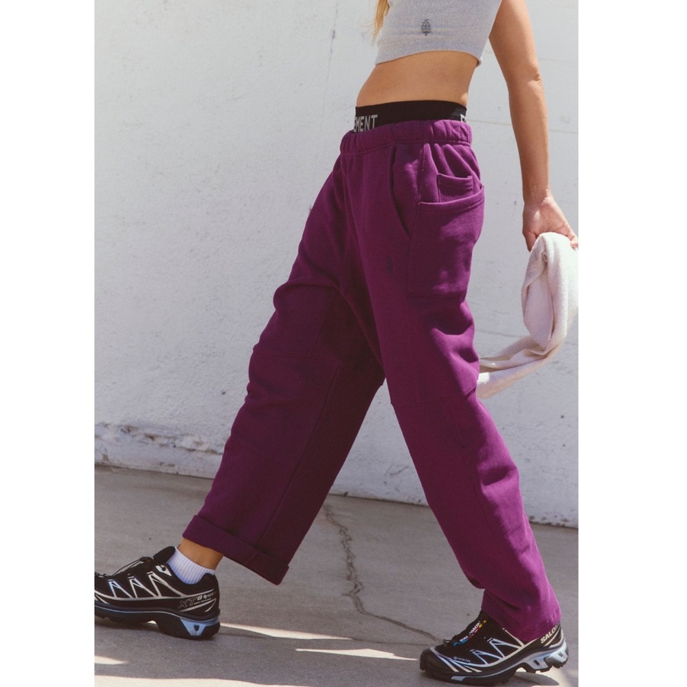 9027. Free People Top Score Barrel Pants